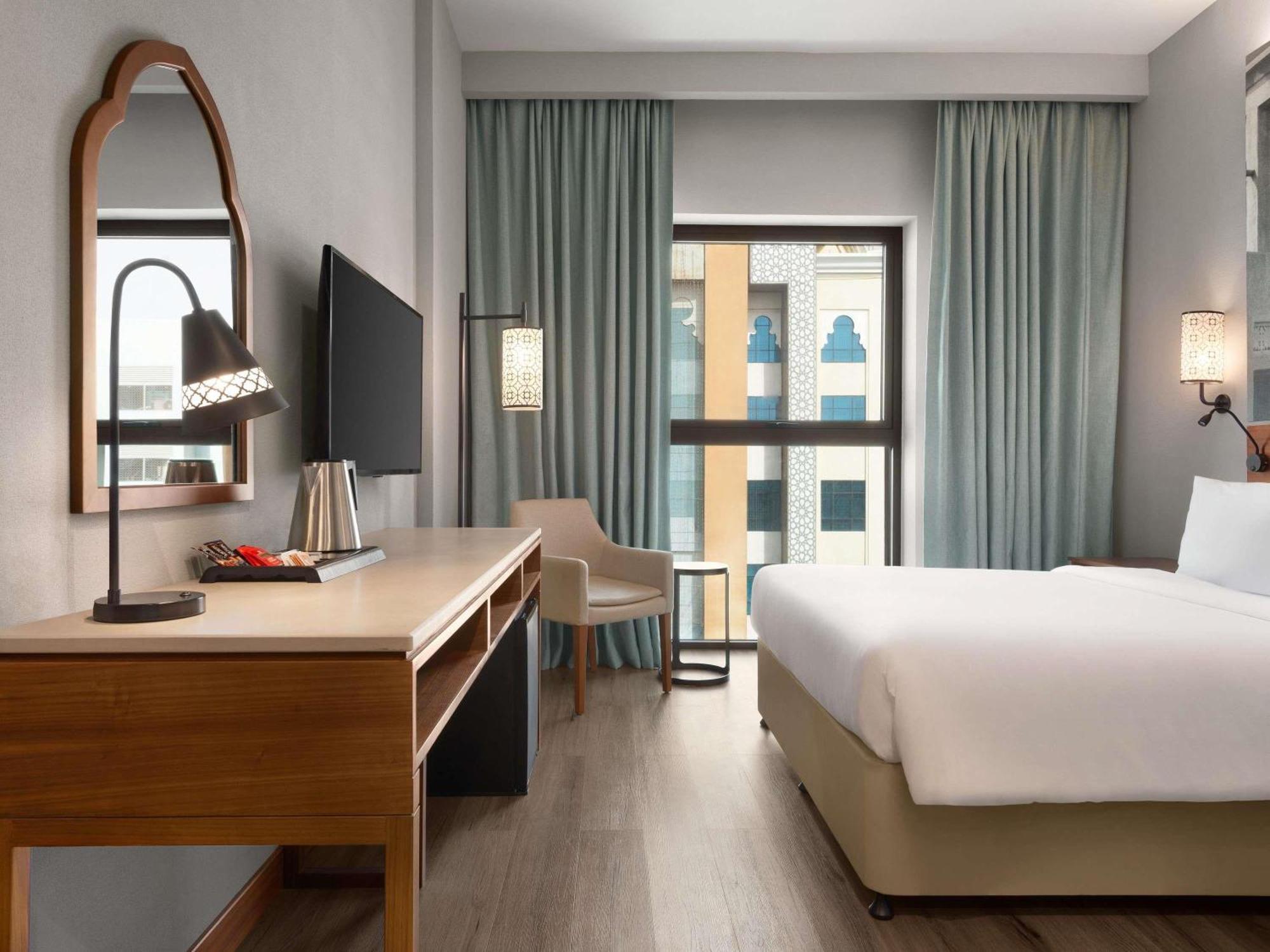 Отель Ibis Styles Gold District